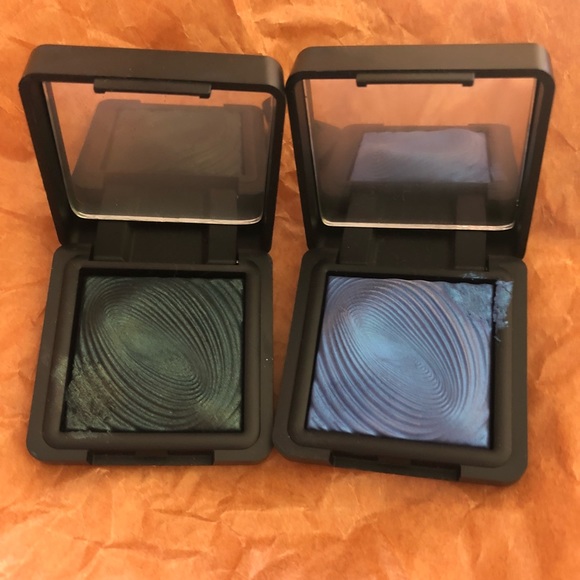 Kiko Other - Kiki Wet and Dry Eyeshadow Kiko Other - Kiki Wet and Dry Eyeshadow